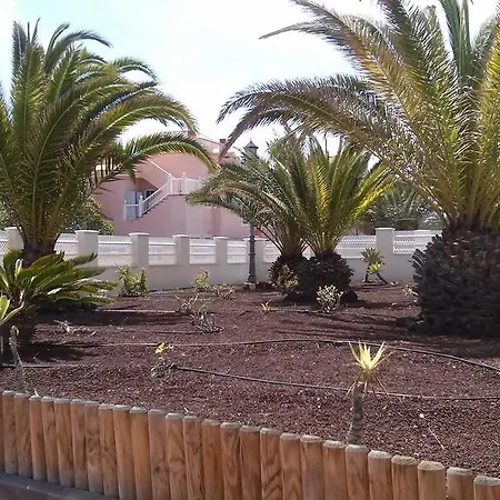 Las Rocas Villa